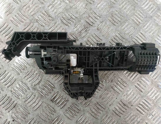 MERCEDES-BENZ CLA-Class C117 (2013-2016) Rear Left Door Interior Handle Frame A2047602134 18115113
