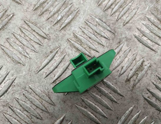 MERCEDES-BENZ E-Class W212/S212/C207/A207 (2009-2016) A1729056100 18270804