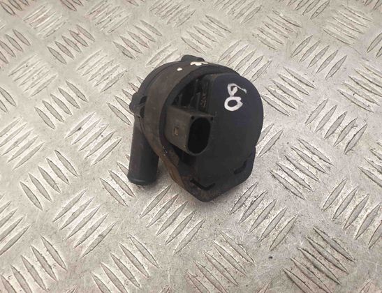 MERCEDES-BENZ C-Class W204/S204/C204 (2004-2015) Circulation Water Motor A2118350028 20582560