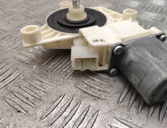 MERCEDES-BENZ C-Class W204/S204/C204 (2004-2015) Маторчик стеклоподъемника передней левой двери A2048200142,0130822503 21439841