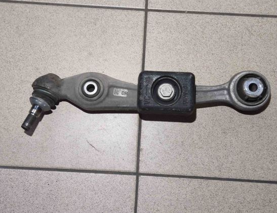 BMW X5 G05/G18 (2018-2024) Priekšējā kreisā apakšējā svira/ričags 6884584 30289625