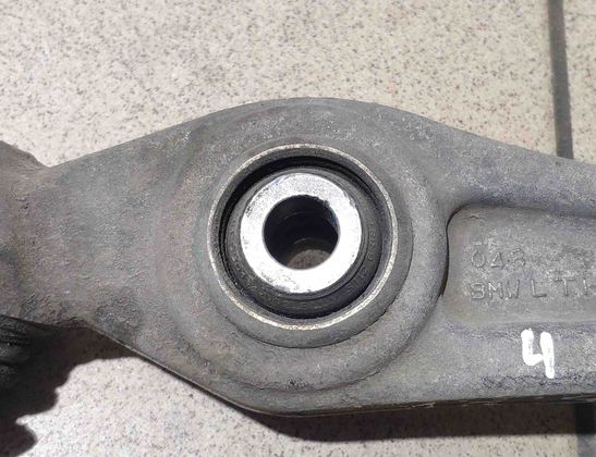 BMW X5 G05/G18 (2018-2024) Priekšējā labā apakšējā svira/ričags 6884584 30289626