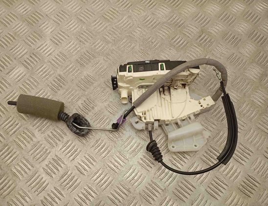 MERCEDES-BENZ CLS-Class C218/X218 (2011-2017) Замок передней левой двери A2047203735 30625554