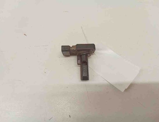 TOYOTA Avensis Verso 1 generation (2001-2003) Воздухомер воздушного фильтра 2220427010 30444842