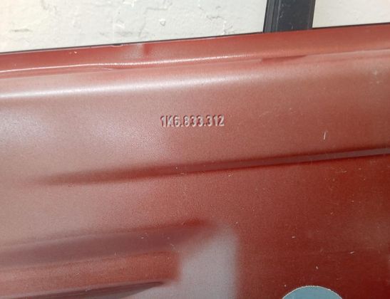 VOLKSWAGEN Golf 5 generation (2003-2009) Right Side Sliding Door 1K6833312 32746285