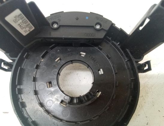 AUDI A4 B6/8E (2000-2005) Катушка рулевого управления 8E0953541C 33082554