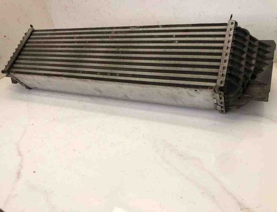 BMW 5 Series F10/F11 (2009-2017) Радиатор интеркулера 7577115,R7371002 32208479