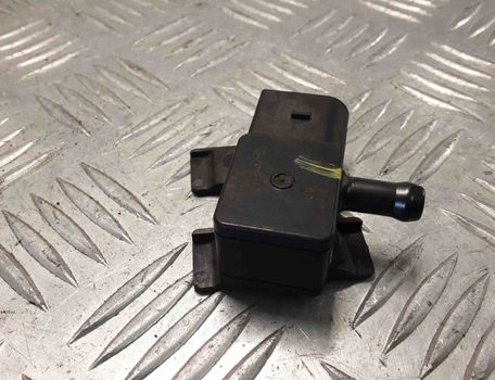 BMW X5 E70 (2006-2013) DPF Pressure Sensor 7805152 28403795