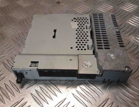 LAND ROVER Range Rover Sport 1 generation (2005-2013) Music Player With GPS VUX500480 28415428