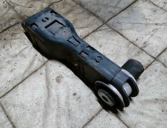LAND ROVER Discovery Sport 1 generation (2014-2024) Rear Left Arm FK725K832A 28415535
