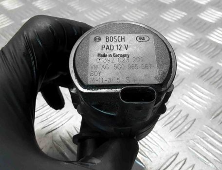 VOLKSWAGEN Passat B5 (1996-2005) Circulation Water Motor 5G0965567 28434687