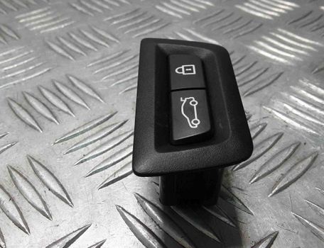 BMW 7 Series F01/F02 (2008-2015) Кнопка открывания задней крышки 9162645 30092424