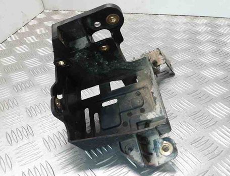 OPEL Astra H (2004-2014) Держатель насоса ABS 13214940 30817448