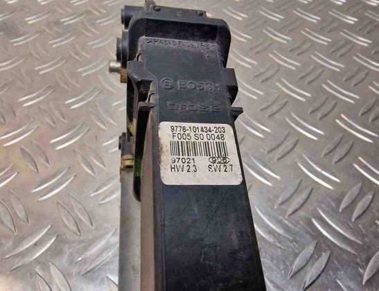 VOLKSWAGEN Passat B7 (2010-2015) Маторчик стеклоподъемника передней левой двери 3B4837752EG,9776101434203 31235526