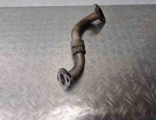 AUDI A3 8L (1996-2003) Трубка рециркуляции отработавших газов 038131521J 31240387