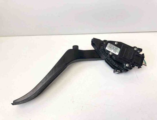 VOLKSWAGEN Touareg 1 generation (2002-2010) Throttle Pedal 7L6721507 31269825