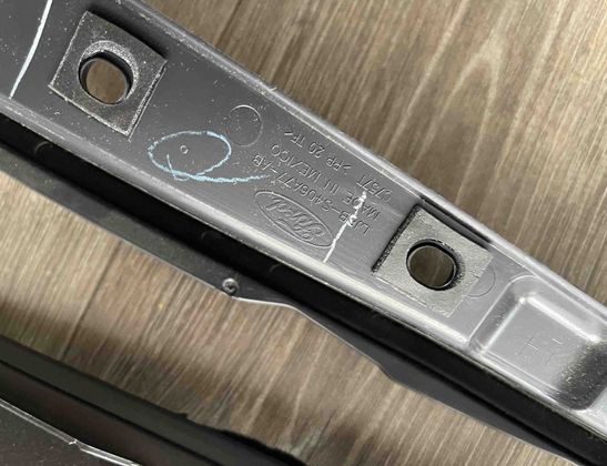 FORD Kuga 3 generation (2019-2023) Другие части задней двери lx6b-6406a76-ab,lj6b-s406a77-ab 23085966