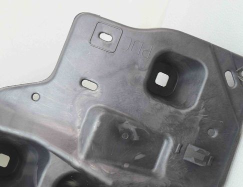 BMW 4 Series G22, G23, G26 (2020-2023) Aizmugurējā labā bampera stiprinājums 7497112 30782733