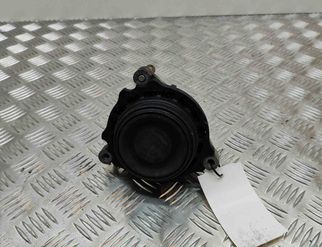 BMW M3 F80 (2013-2020) Dzinēja stiprinājums/spilvens kreisajā pusē 2284817 22156140