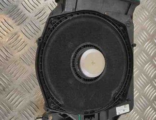 BMW 5 Series G30/G31 (2016-2023) Сабвуфер 65139395862 31570682