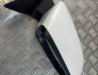 BMW 5 Series G30/G31 (2016-2023) Priekšējo labo durvju spogulis F0184102 31579468