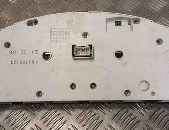 VOLVO V70 2 generation (2000-2008) Speedometer 8691648 31603736