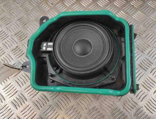 BMW 5 Series G30/G31 (2016-2023) Сабвуфер 65139395861 31604088