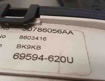 VOLVO V70 2 generation (2000-2008) Speedometer 69594620U,30786056AA 31606490
