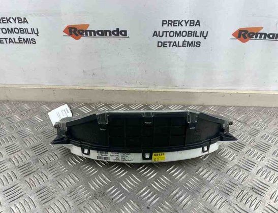VOLVO V70 2 generation (2000-2008) Speedometer 8691648 31608250