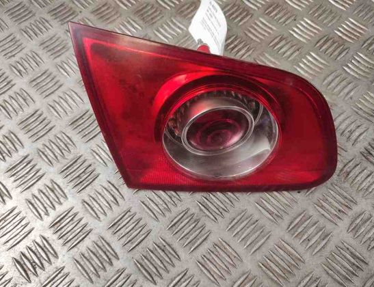 VOLKSWAGEN Passat B7 (2010-2015) Left Side Tailgate Taillight 3C9945093 31608516