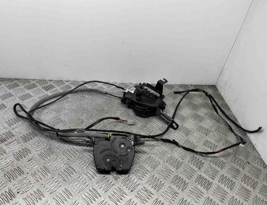 BMW 3 Series F30/F31 (2011-2020) Aizmugurējā bagāžnieka slēdzene 7269516,7269543 21909614