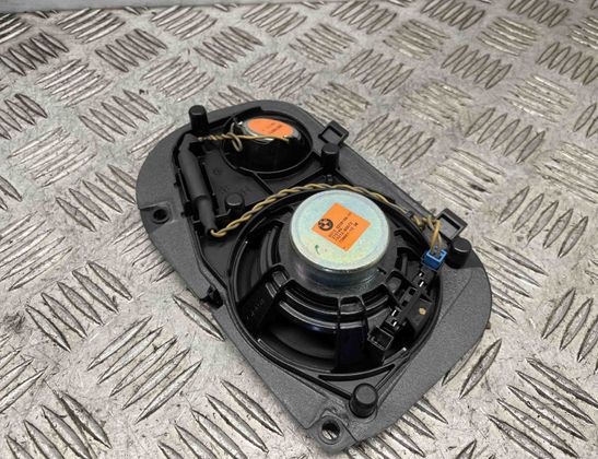 BMW 5 Series F10/F11 (2009-2017) ГРОМКОГОВОРИТЕЛЬ (ГРОМКОГОВОРИТЕЛИ) В ЗАДНЕМ ПОДОКОННИКЕ 9239148,65139239148 23825183