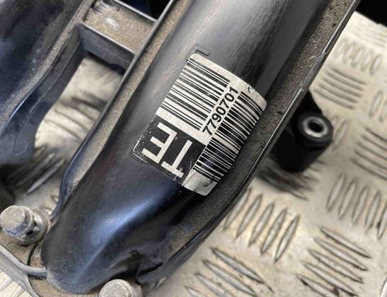 BMW 3 Series E90/E91/E92/E93 (2004-2013) Ieplūdes kolektors 7790701 23849218