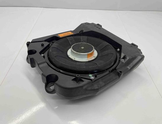 BMW 6 Series F06/F12/F13 (2010-2018) Низкочастотный динамик с левой стороны 9169687,65139169687 23873182