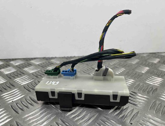 BMW 4 Series F32/F33/F36 (2013-2020) Aizmugurējā vāka / bagāžnieka vadības bloks 8739659,61358739659 28157493