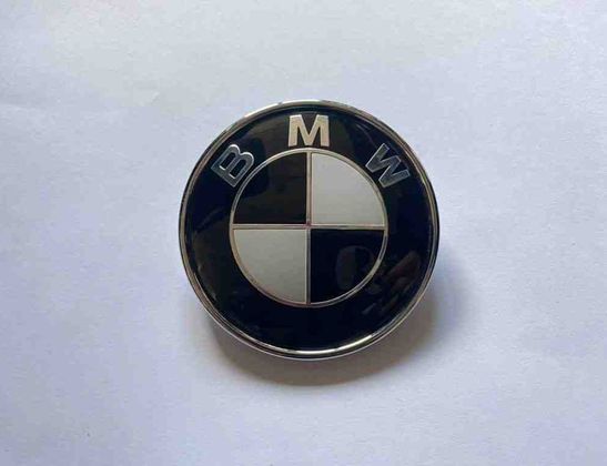 BMW 4 Series F32/F33/F36 (2013-2020) Car manufacturer's badge 8132375 30987850