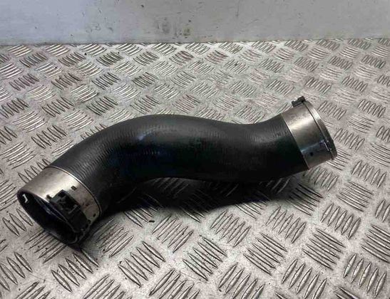 BMW 7 Series F01/F02 (2008-2015) Intercooler Hose Pipe 8516509 30992350