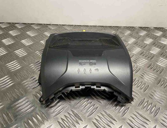 TOYOTA Avensis 3 generation (2009-2020) SRS slēdzis 5880405250 30993606