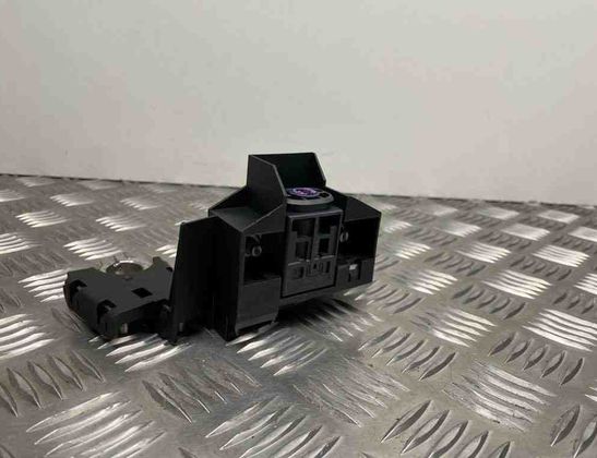 AUDI Q5 8R (2008-2017) Power Distribution Box 8J0915459 30996301