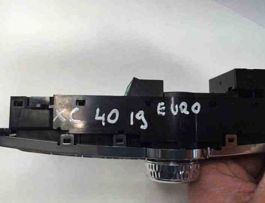 VOLVO XC40 1 generation (2017-2024) Navigācijas vadības poga P31456672,31456672 24276444