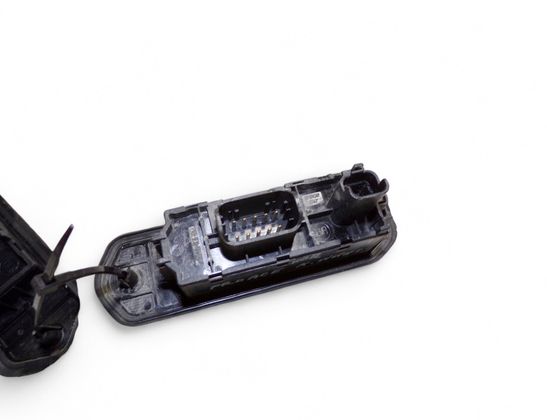 TOYOTA Контактное соединение дверей 32860927