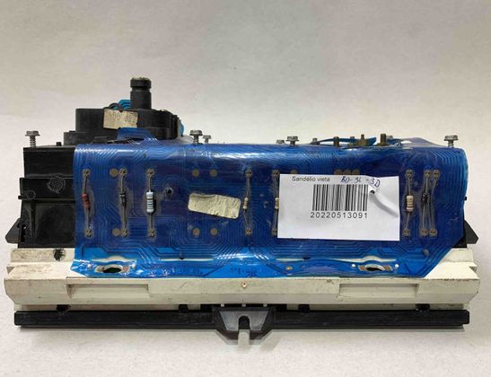 VOLKSWAGEN Golf 2 generation (1983-1992) Instrumentu panelis/spidometrs 88481409,191919059 14697792