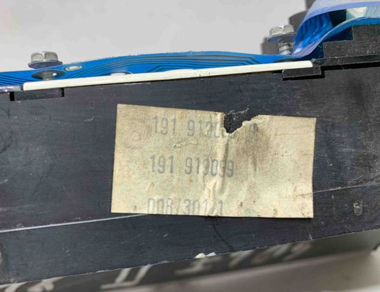 VOLKSWAGEN Golf 2 generation (1983-1992) Instrumentu panelis/spidometrs 88481409,191919059 14697792