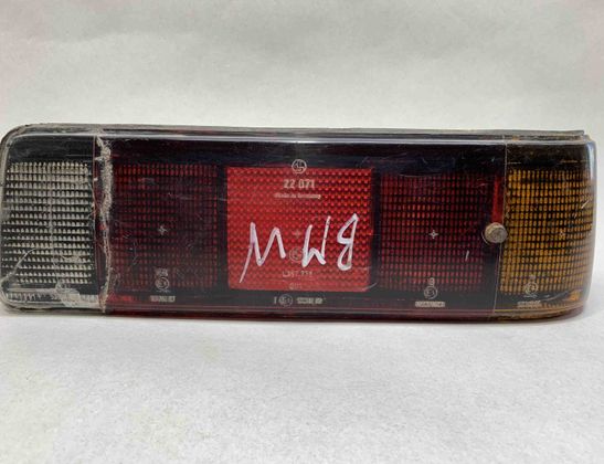 BMW 3 Series E21 (1975-1983) Aizmugurējais labais lukturis 1367778,22071,53310R3,29822203,1367506 15378882