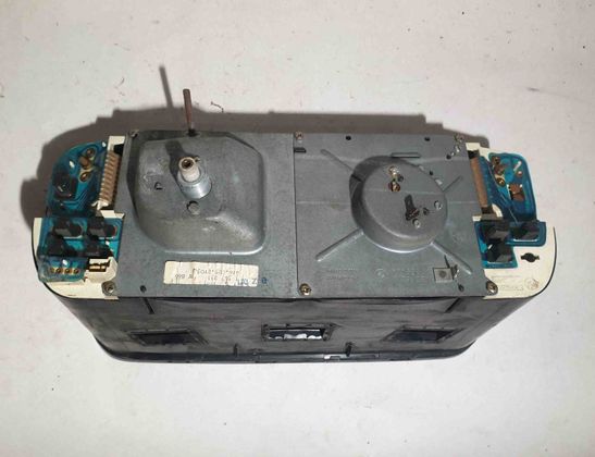 BMW 3 Series E21 (1975-1983) Instrumentu panelis/spidometrs e216213,1359449 22322634