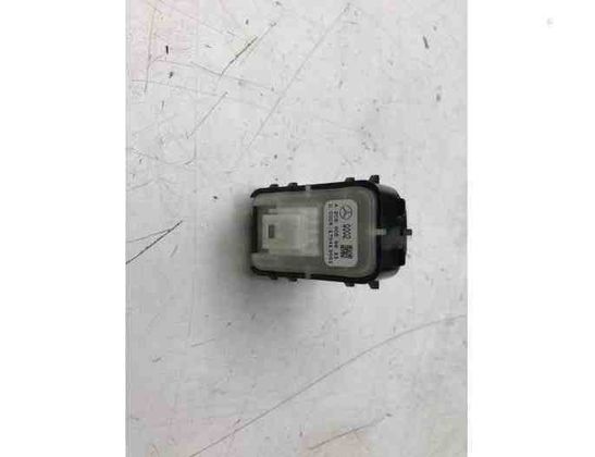 MERCEDES-BENZ C-Class W205/S205/C205 (2014-2023) Kreisā sēdekļa vadības pogas 2059056611 15404116