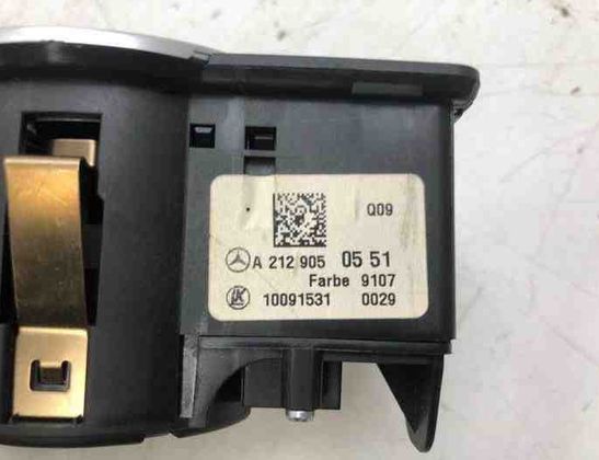 MERCEDES-BENZ CLA-Class C118 (2019-2023) Headlight Switch Control Unit 2129050551 15417916