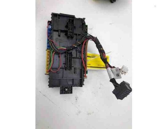 MERCEDES-BENZ A-Class W176 (2012-2018) Drošinātāju kārba 24516943