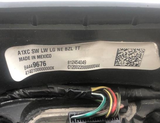 CHEVROLET Camaro 6 generation (2015-2024) Steering Wheel 84449676 33016304