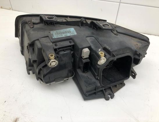 AUDI A4 B6/8E (2000-2005) Фара передняя правая 8E0941004F,8E0990008F 33045222